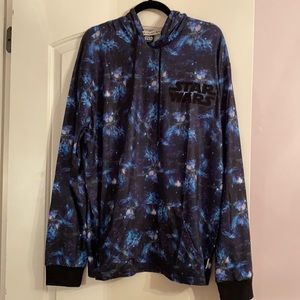 Star wars disney parks her universe galaxy long sleeve NWT
